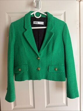 Zara Green Bouclé Cropped Blazer with Gold Buttons